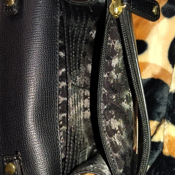 Karl Lagerfeld Black Crossbody Bag with Gold Heart Accents - Picture 7 of 7